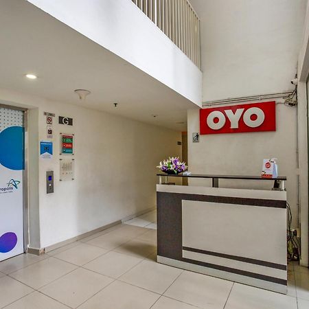 Oyo 3247 Afira Rooms Aeropolis Tangerang Bagian luar foto